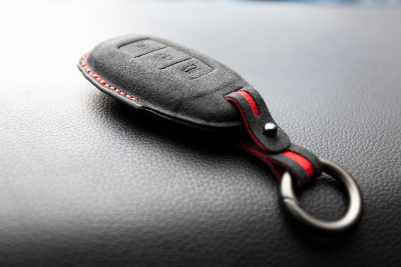 Schlüsseletui aus Alcantara für Hyundai Schlüssel
